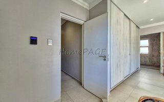 5 Bedroom House For Sale in Meersig