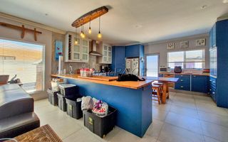 5 Bedroom House For Sale in Meersig