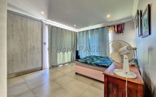 5 Bedroom House For Sale in Meersig