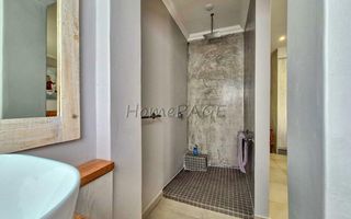 5 Bedroom House For Sale in Meersig