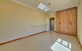 3 Bedroom House For Sale in Meersig