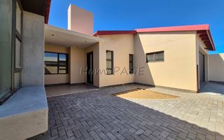 3 Bedroom House For Sale in Meersig