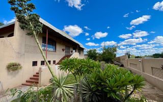 4 Bedroom House For Sale in Okahandja