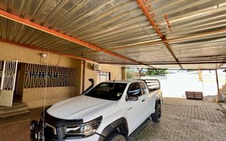 4 Bedroom House For Sale in Okahandja