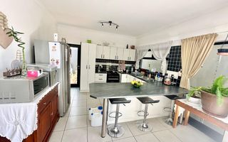 2 Bedroom Apartment/Penthouse To Rent in Ocean View, Swakopm...