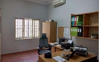 Office / Retail / Mixed Use For Sale in Windhoek Central, Wi...