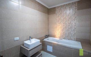 7 Bedroom House For Sale in Auasblick, Windhoek