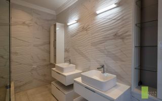 7 Bedroom House For Sale in Auasblick, Windhoek