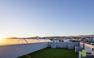 7 Bedroom House For Sale in Auasblick, Windhoek