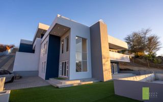 7 Bedroom House For Sale in Auasblick, Windhoek