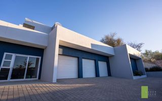 7 Bedroom House For Sale in Auasblick, Windhoek