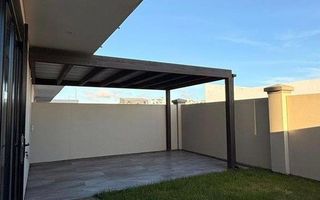 3 Bedroom House For Sale in Mile 4, Swakopmund