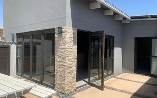 3 Bedroom House For Sale in Oranjemund