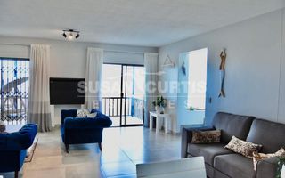 3 Bedroom House To Rent in Long Beach