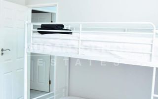 3 Bedroom House To Rent in Long Beach