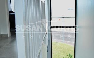 3 Bedroom House To Rent in Long Beach