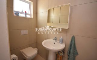 8 Bedroom House For Sale in Mile 4 Extension 1, Swakopmund