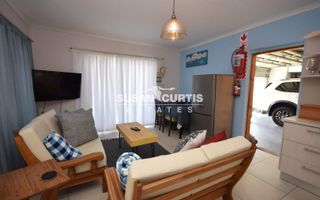 8 Bedroom House For Sale in Mile 4 Extension 1, Swakopmund