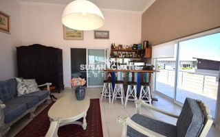 8 Bedroom House For Sale in Mile 4 Extension 1, Swakopmund