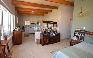 8 Bedroom House For Sale in Mile 4 Extension 1, Swakopmund