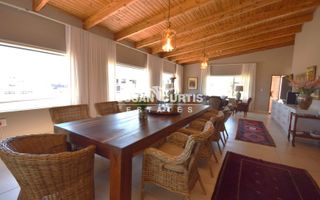 8 Bedroom House For Sale in Mile 4 Extension 1, Swakopmund