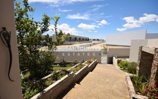 8 Bedroom House For Sale in Mile 4 Extension 1, Swakopmund
