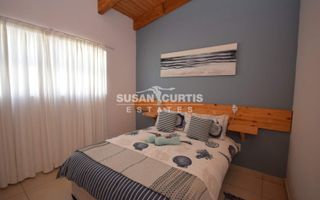 8 Bedroom House For Sale in Mile 4 Extension 1, Swakopmund