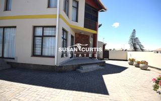 4 Bedroom House For Sale in Swakopmund Central, Swakopmund
