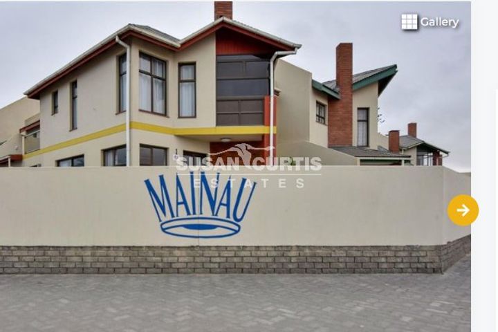4 Bedroom House For Sale in Swakopmund Central, Swakopmund