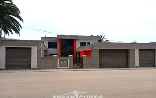 4 Bedroom House For Sale in Vineta, Swakopmund