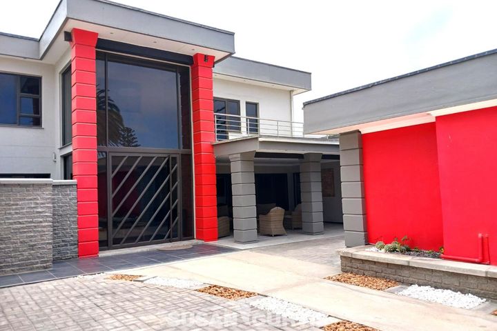 4 Bedroom House For Sale in Vineta, Swakopmund