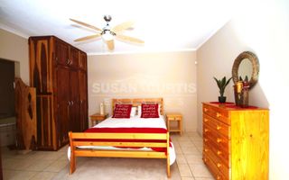 4 Bedroom House To Rent in Long Beach