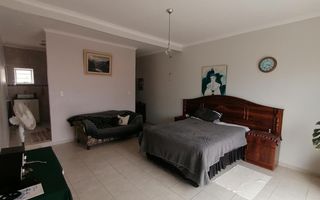 2 Bedroom House For Sale in Lüderitz