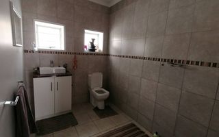2 Bedroom House For Sale in Lüderitz