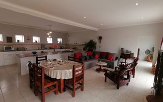 2 Bedroom House For Sale in Lüderitz