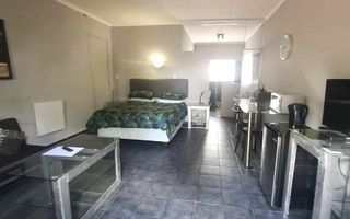 7 Bedroom House For Sale in Pioneerspark, Windhoek