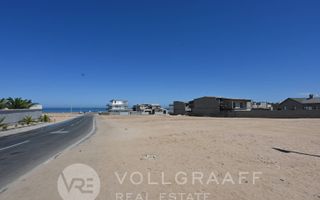 House For Sale in Mile 4 Extension 1, Swakopmund