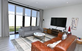 3 Bedroom House For Sale in Mile 4 Extension 1, Swakopmund