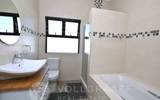 3 Bedroom House For Sale in Mile 4 Extension 1, Swakopmund