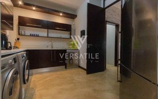 4 Bedroom House For Sale in Long Beach