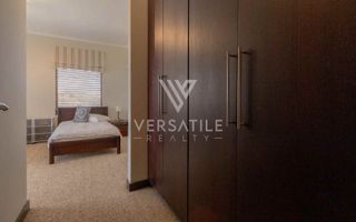 4 Bedroom House For Sale in Long Beach