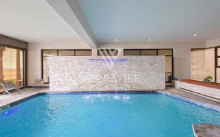 4 Bedroom House For Sale in Long Beach