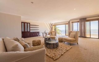 4 Bedroom House For Sale in Long Beach