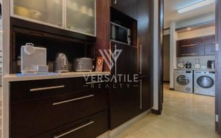 4 Bedroom House For Sale in Long Beach