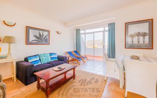 2 Bedroom Apartment/Penthouse To Rent in Vogelstrand, Swakop...