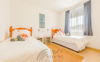 2 Bedroom Apartment/Penthouse To Rent in Vogelstrand, Swakop...