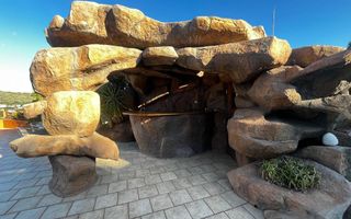 10 Bedroom House For Sale in Ludwigsdorf, Windhoek