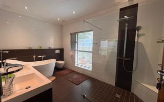 10 Bedroom House For Sale in Ludwigsdorf, Windhoek