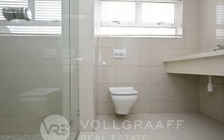 3 Bedroom Apartment/Penthouse To Rent in Swakopmund Central,...