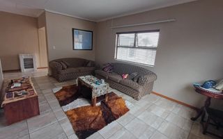 3 Bedroom House For Sale in Meersig